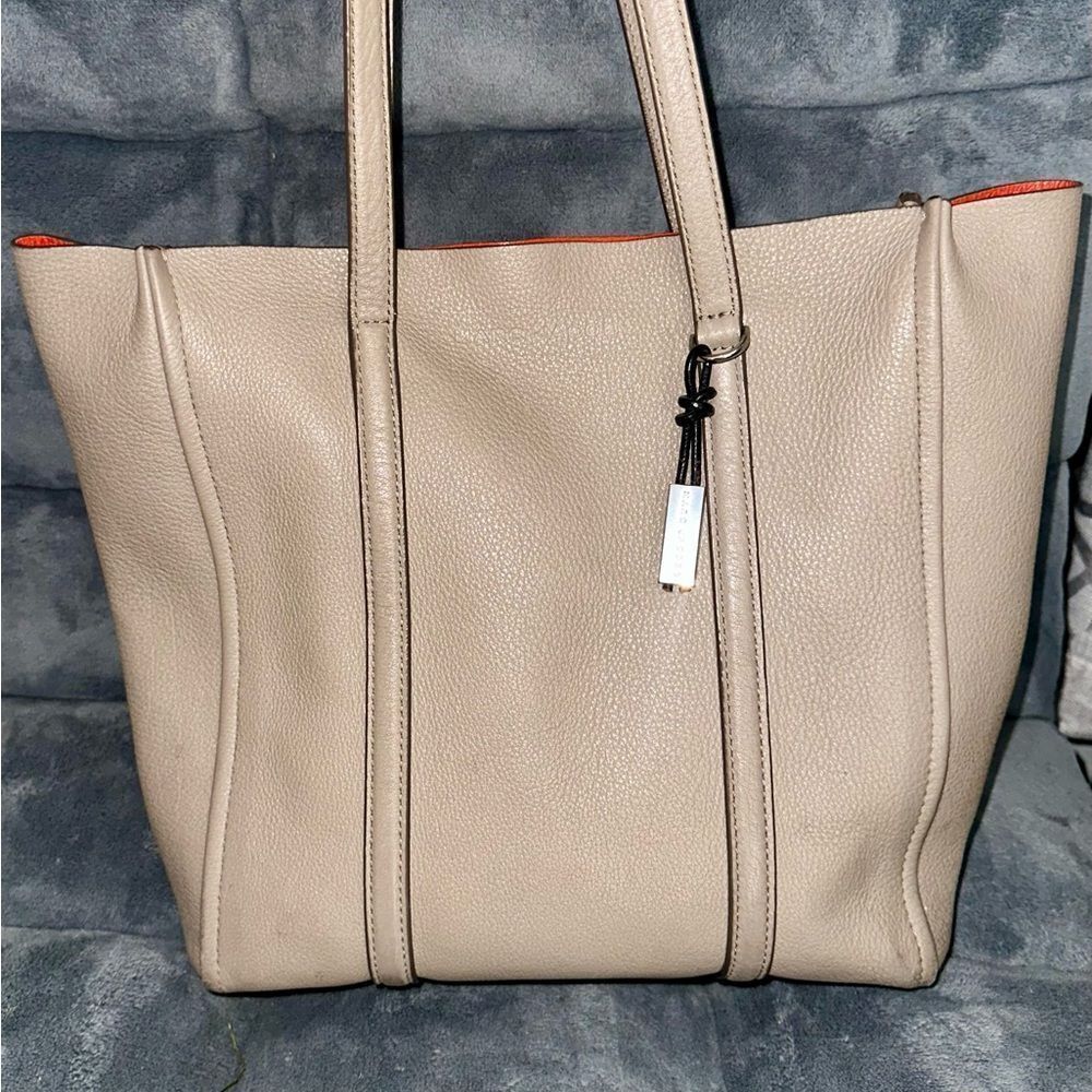 Marc Jacobs Tote - Picture 2 of 14